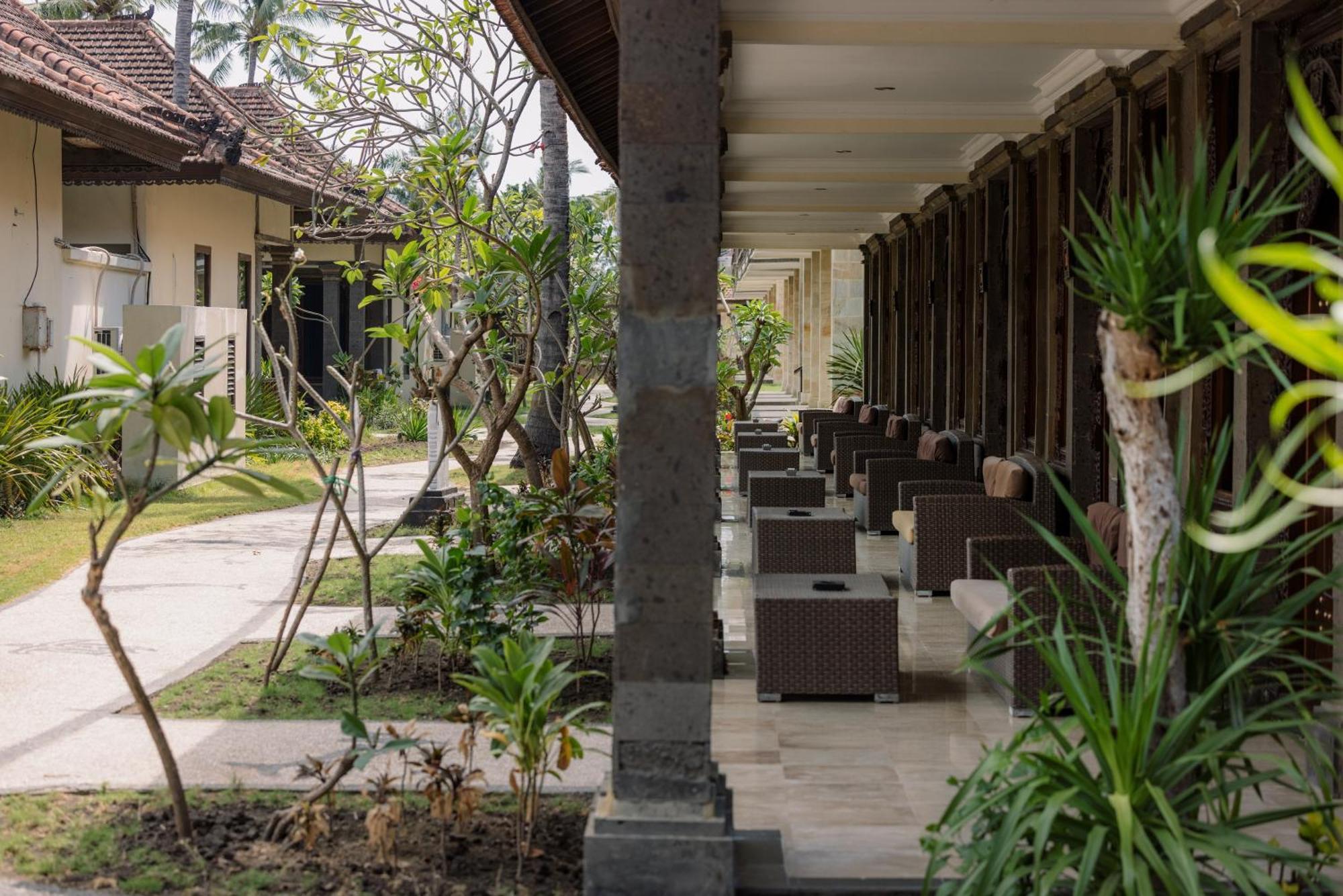 Hotel Ombak Sunset Gili Trawangan Esterno foto